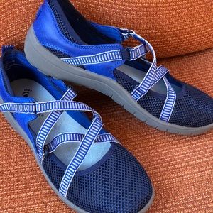 🦋BareTraps Shoes🦋